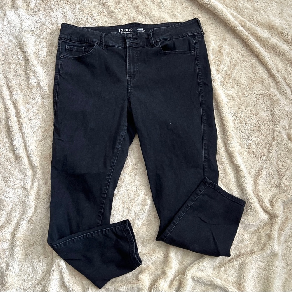 TORRID Woman's Black Denim Jeggings Super Soft Pants Size 22R